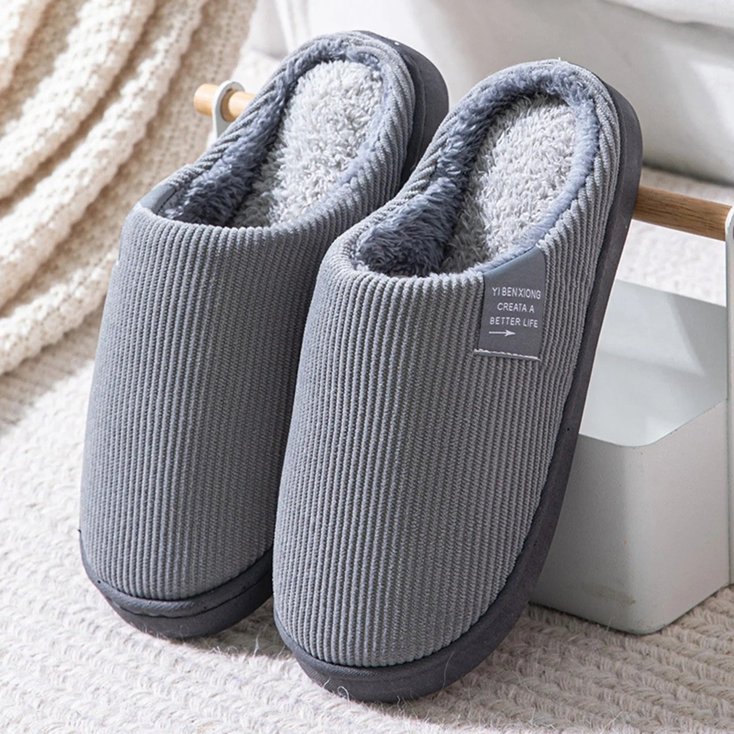 Femke | Modieuze en minimalistische winterslippers
