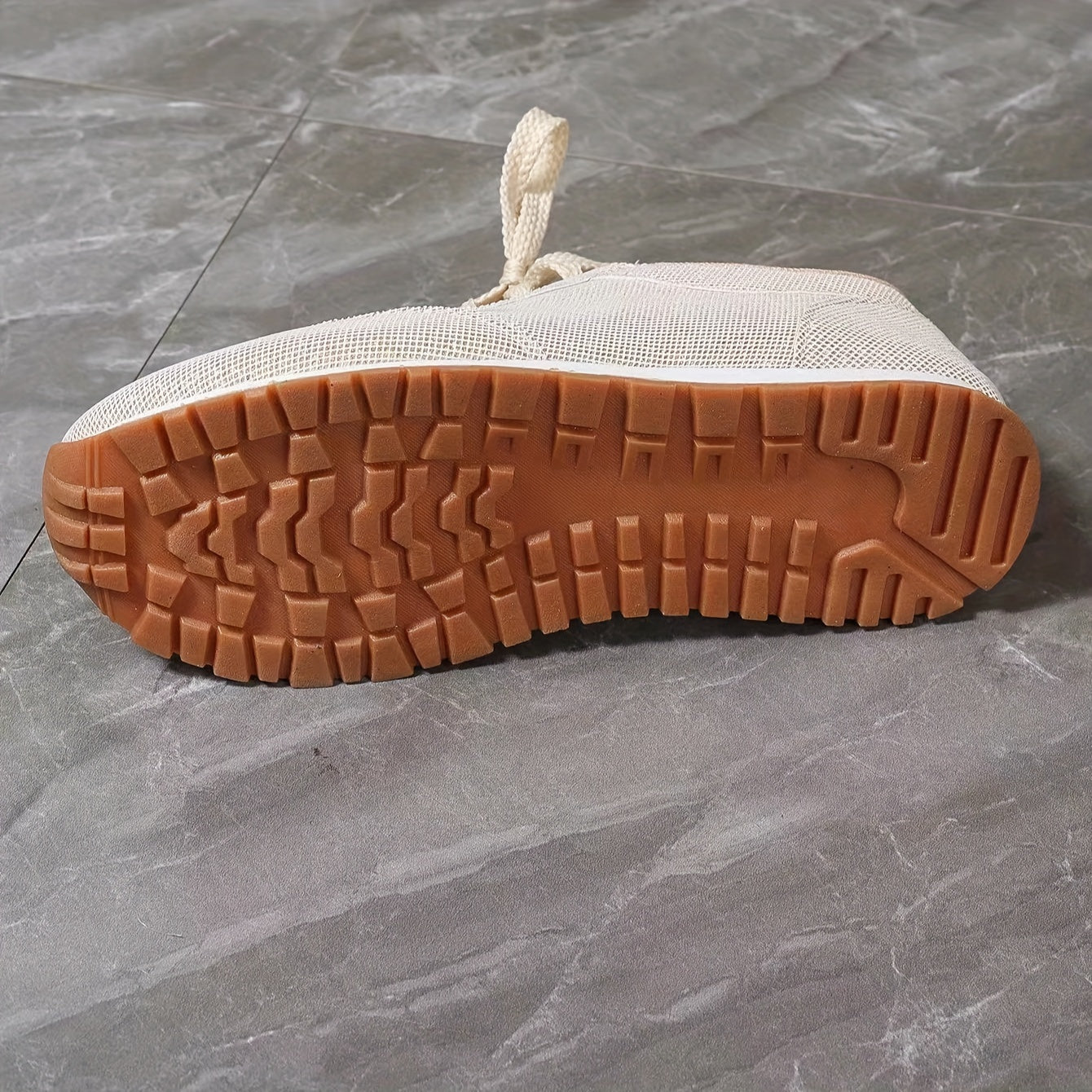 Manja | Klassieke en stijlvolle zomersneakers