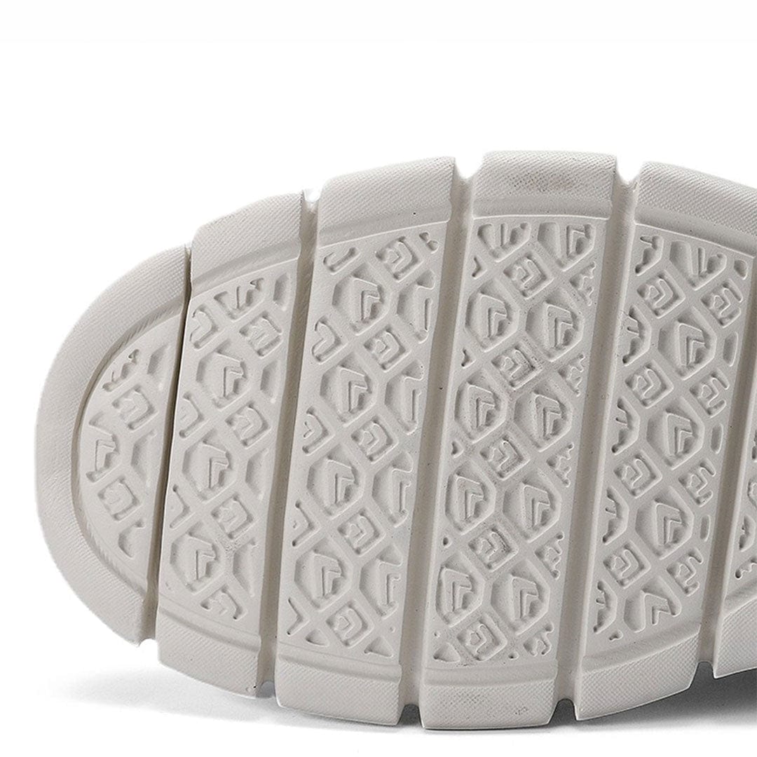 Patricia Tijdloze en elegante zomersneakers