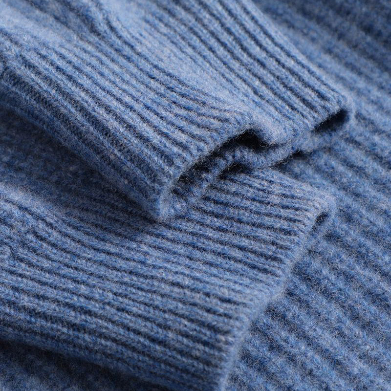 Olivia | Modieuze en minimalistische winter Trui