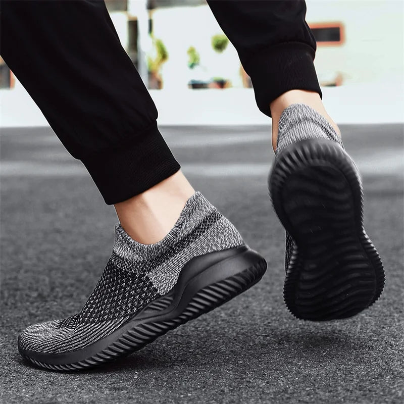 Estefanía | Casual and Effortless summer Sneakers