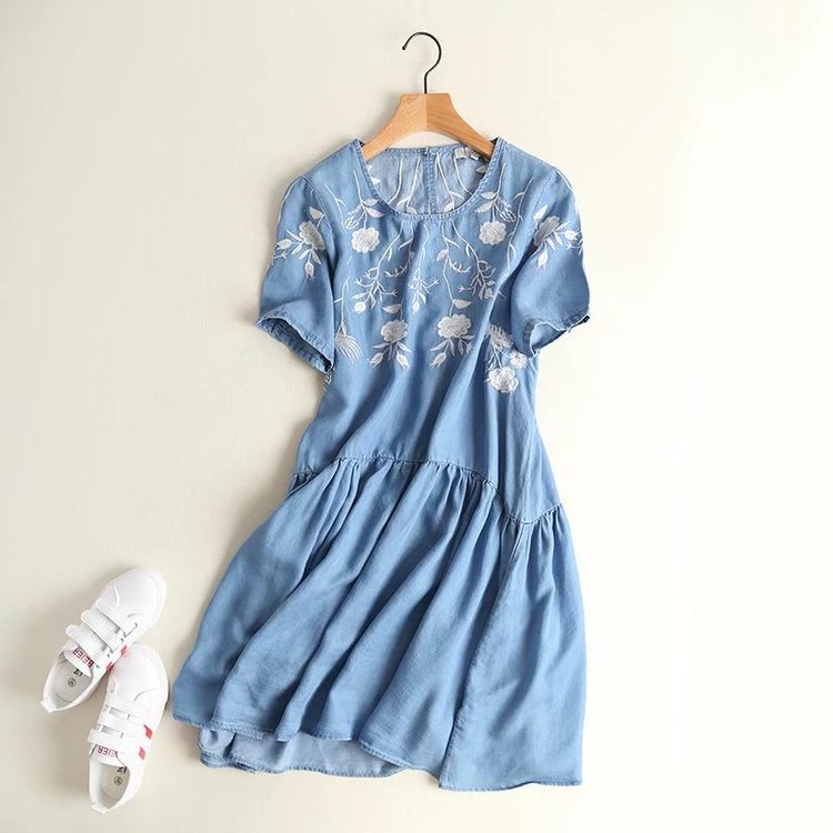 Amorica | Tijdloze en elegante winterjurk