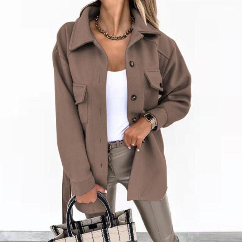 June | Tijdloze en elegante winterjas