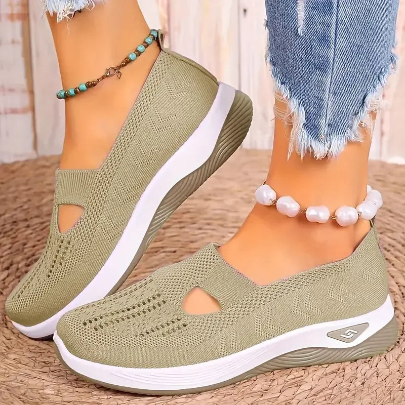 Dymphna | Simple and Stylish summer Sneakers
