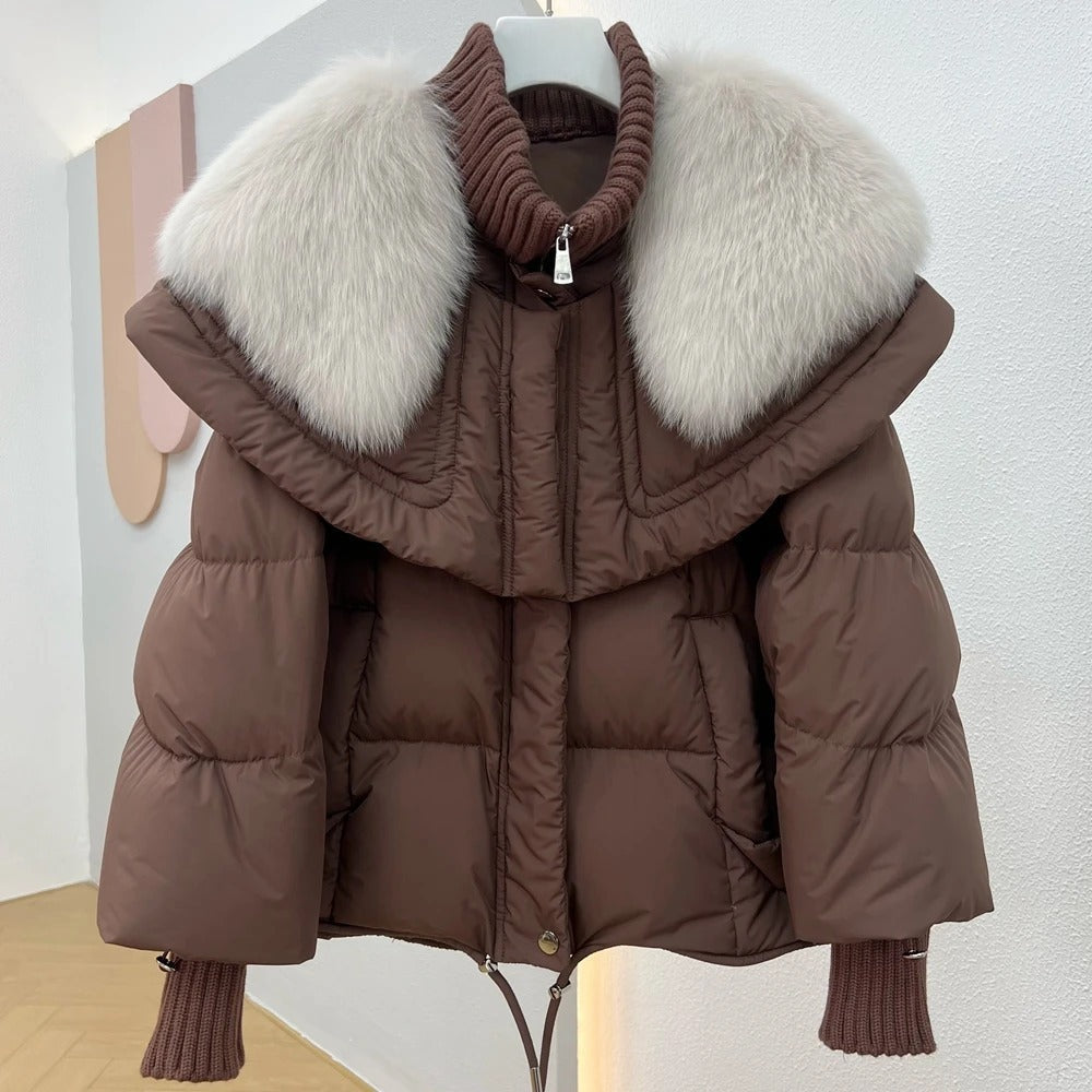 Carley Chique en Relaxed winterjas