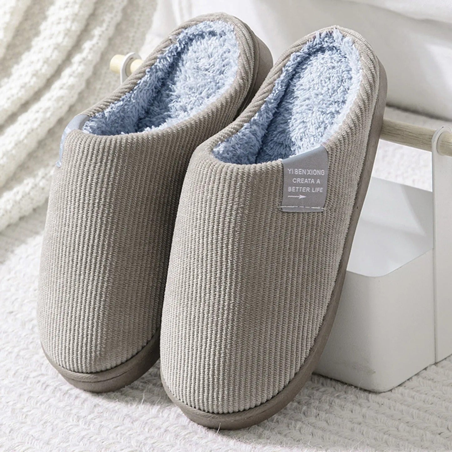 Femke | Modieuze en minimalistische winterslippers