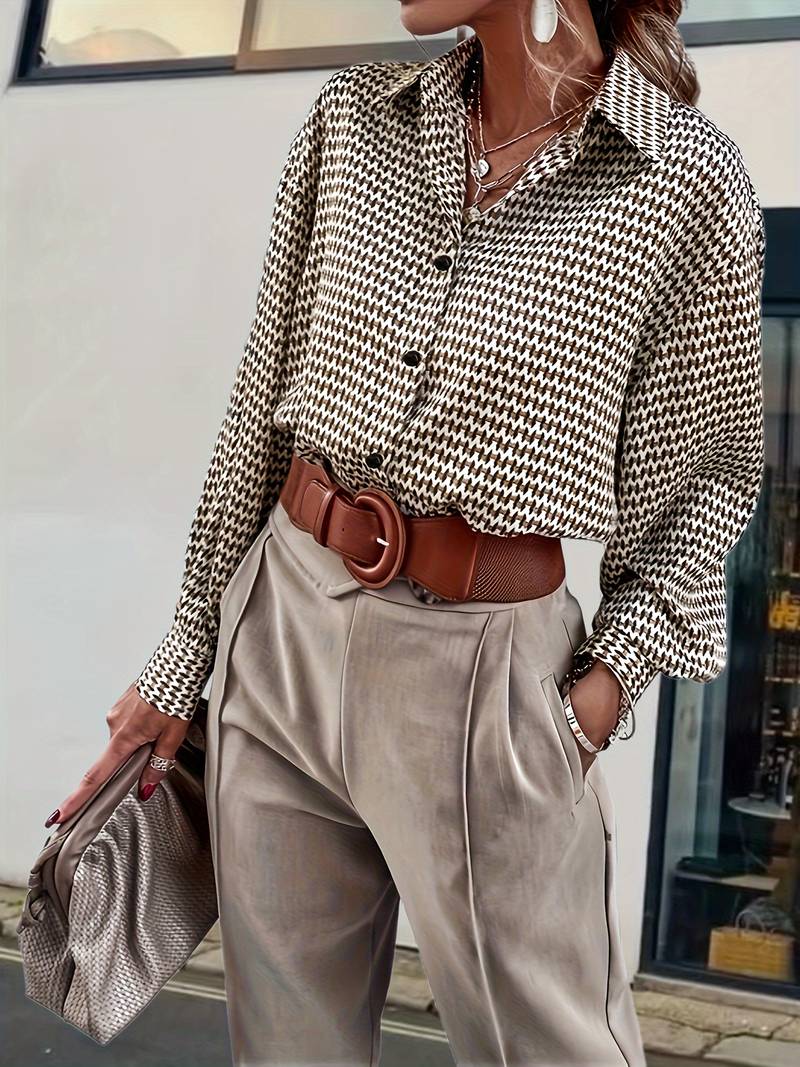 Eenvoudige en stijlvolle winterblouse