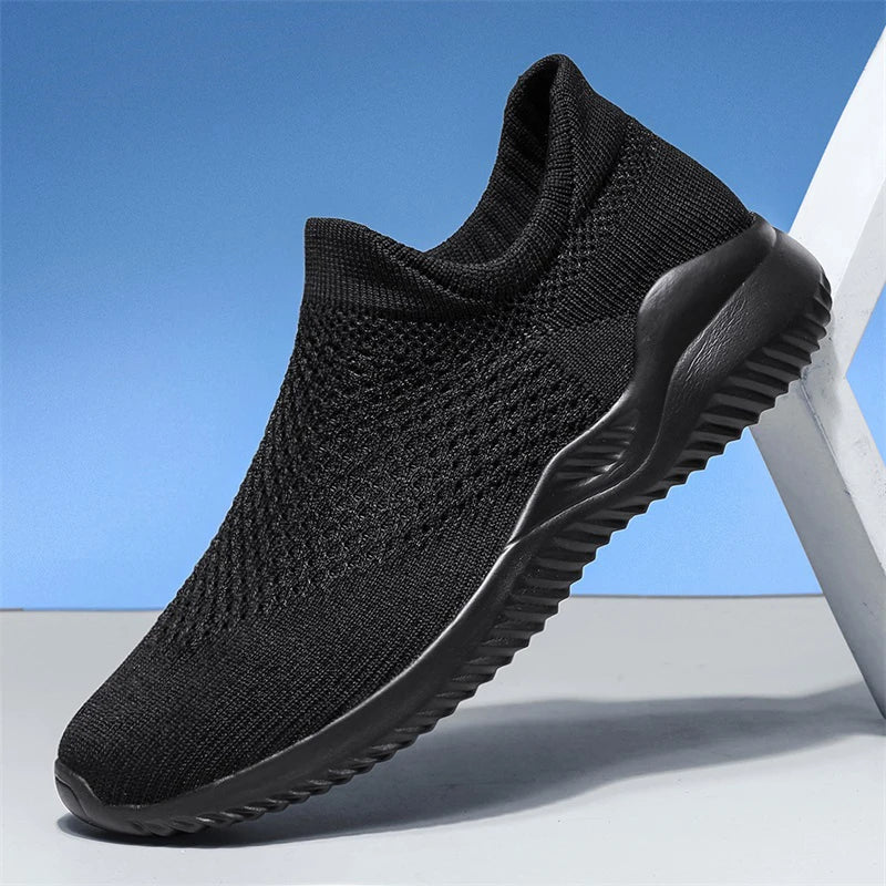 Estefanía | Casual and Effortless summer Sneakers