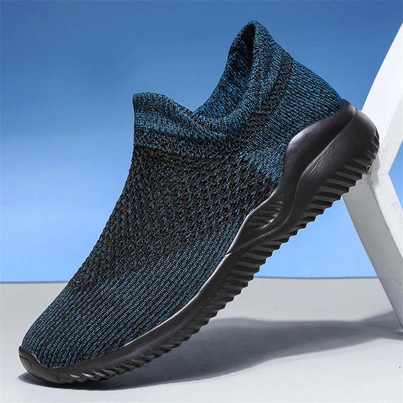 Estefanía | Casual and Effortless summer Sneakers