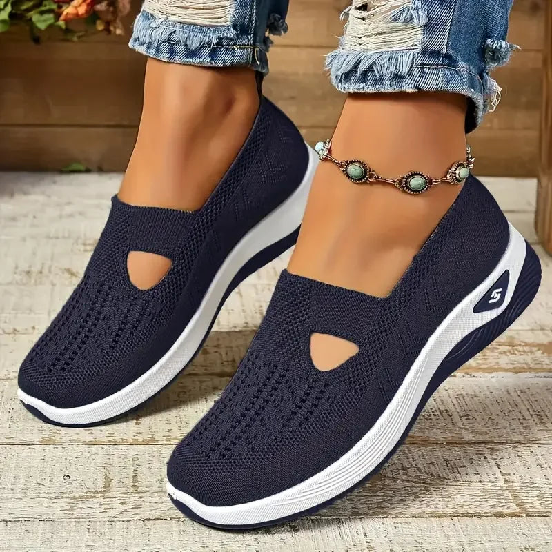 Dymphna | Simple and Stylish summer Sneakers