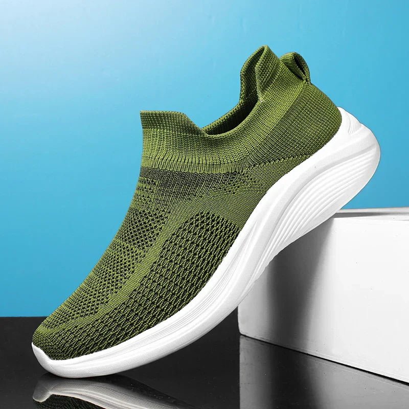 Estefanía | Casual and Effortless summer Sneakers